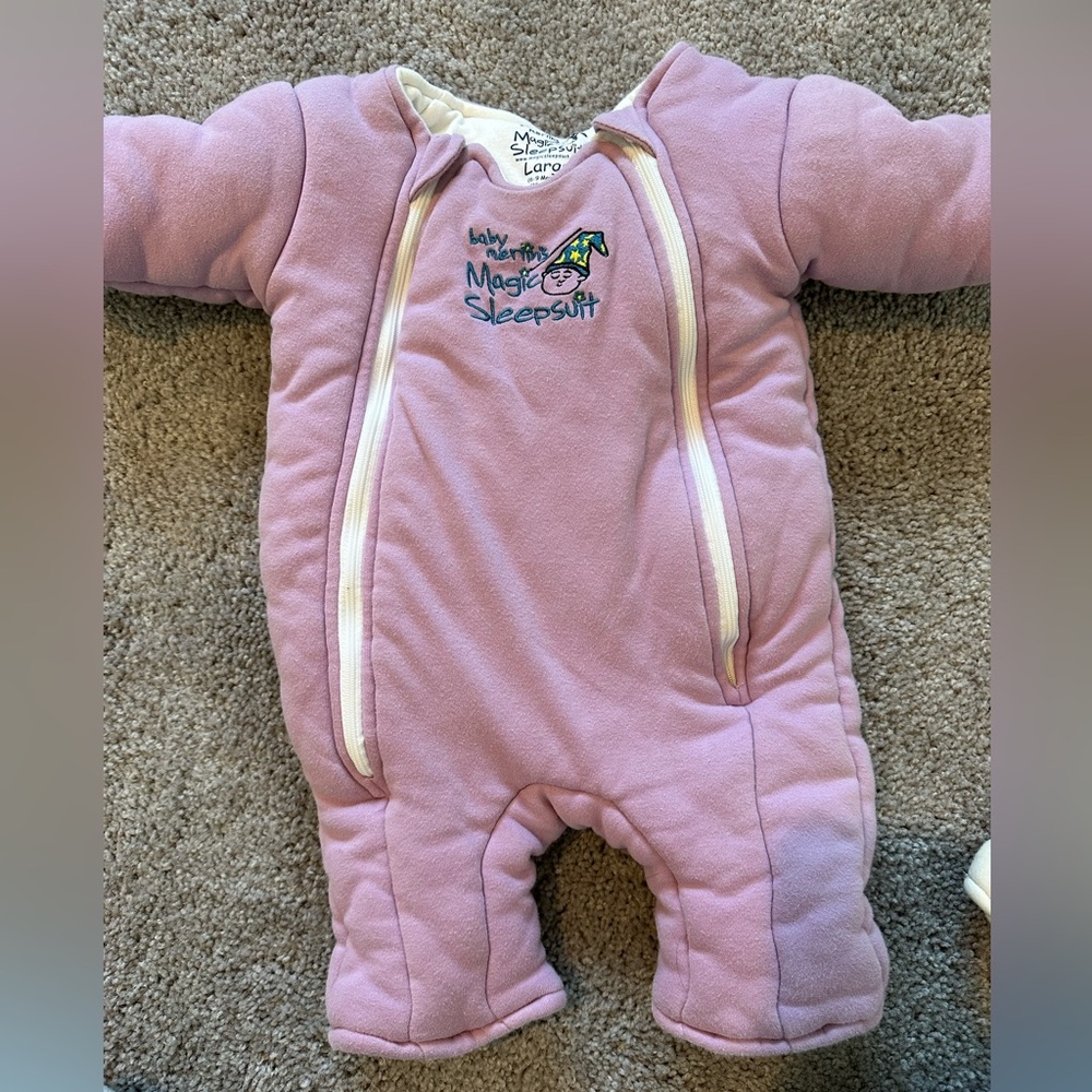 Baby Merlin Sleep Suit 6-9 months - Picture 4 of 7